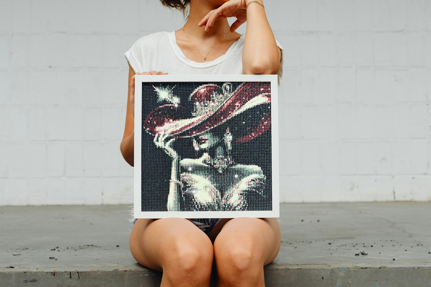 Handmade  Elegant Lady In Brimmed Red Hat Diamond Painting - Diamond Art Gifts